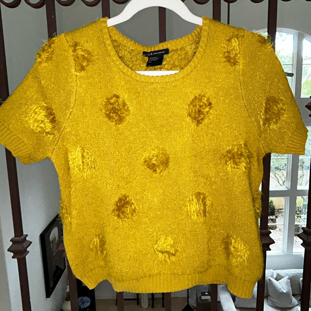 Beautiful short sleeve Armani exchange sweater